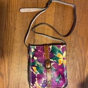 Beautiful Patricia Nash crossbody handbag